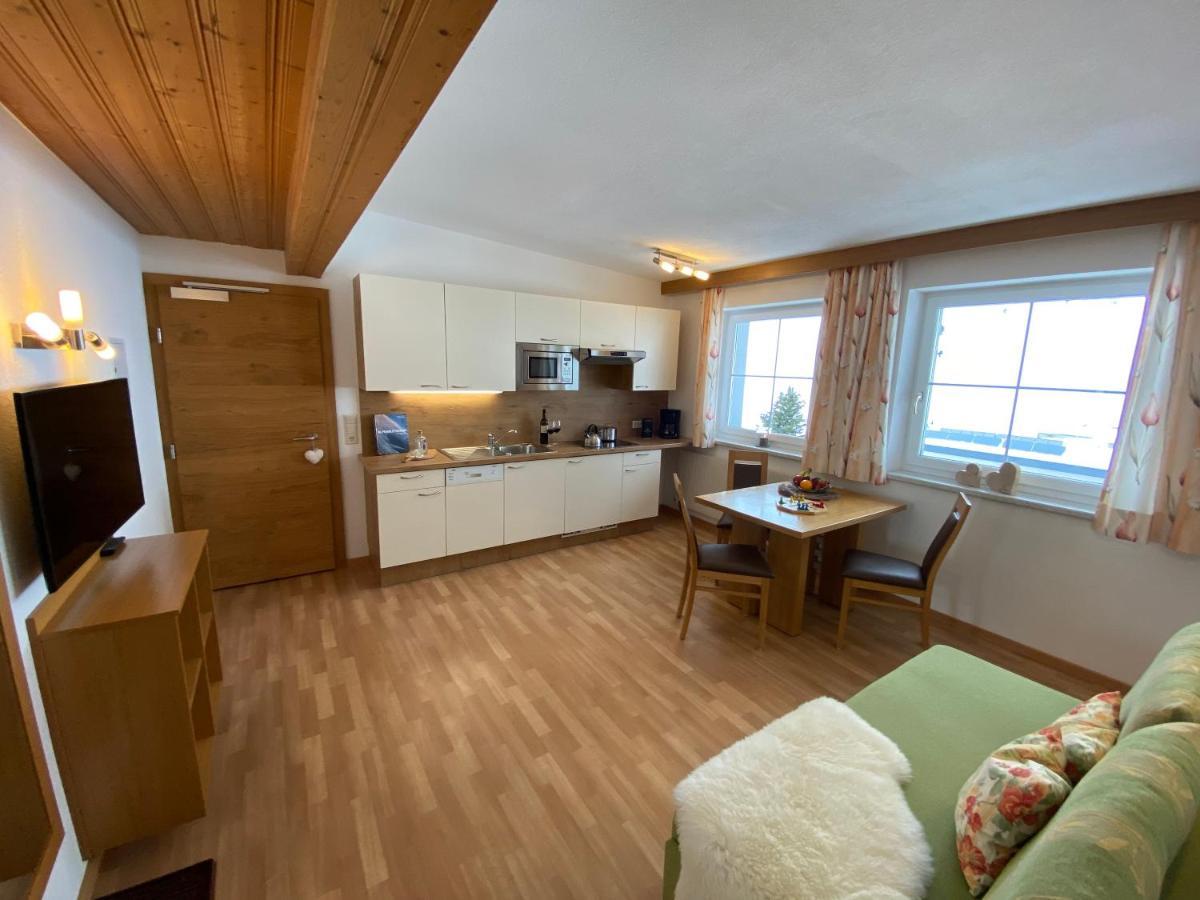 Renate - Im Sommer Inklusive Silvretta Card Premium Apartment Galtür