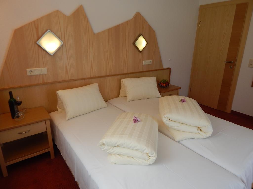 Renate - Im Sommer Inklusive Silvretta Card Premium * Galtür